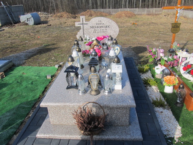 Grób Tadeusz Misiowiec